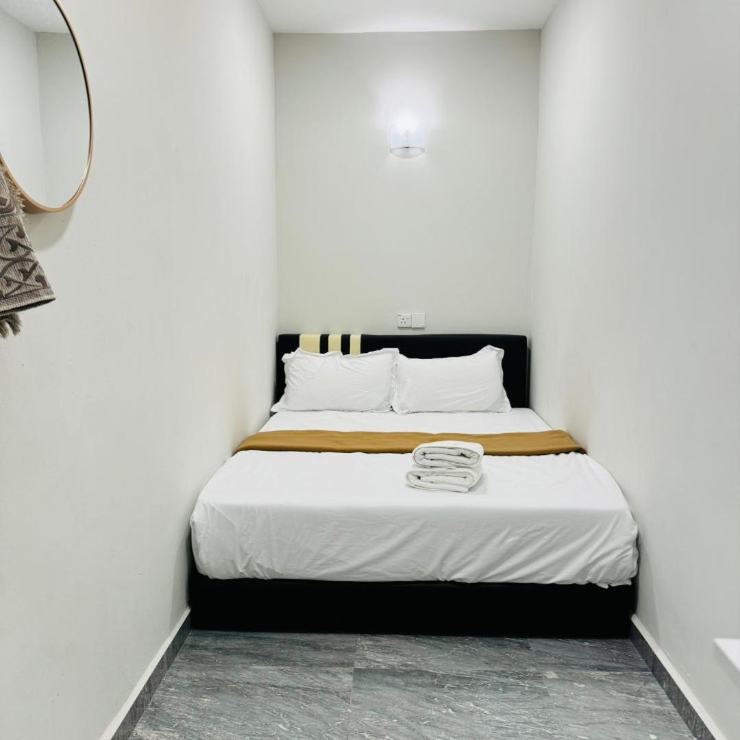 קואלה טרנגאנו Rayyaz Inn מראה חיצוני תמונה